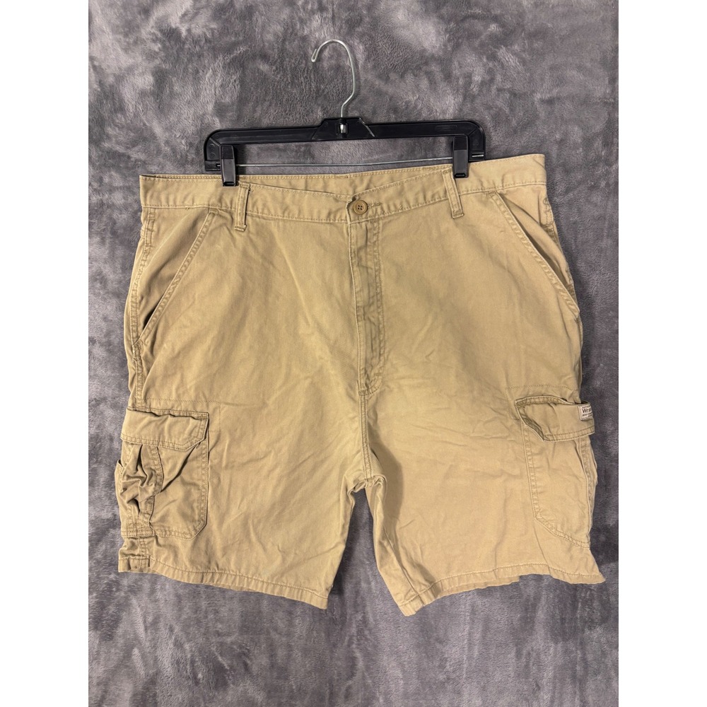 Wrangler Authentic Issue Mens Cargo Shorts Tan Khaki Cotton Twill Size 40 41